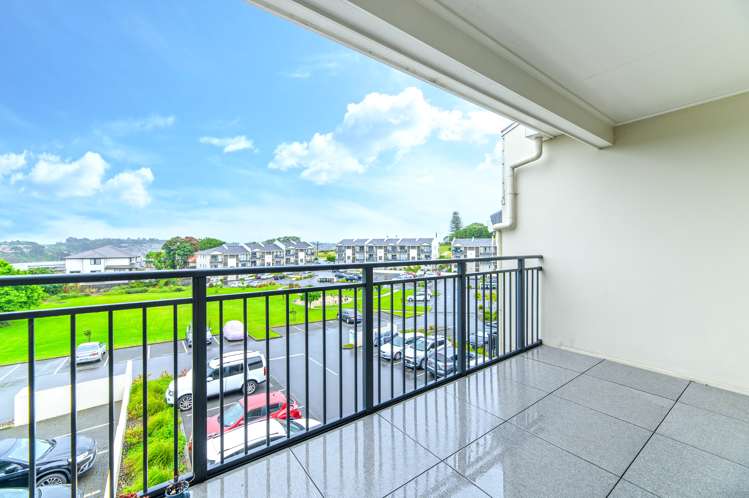 E16/71 Spencer Road Oteha_11