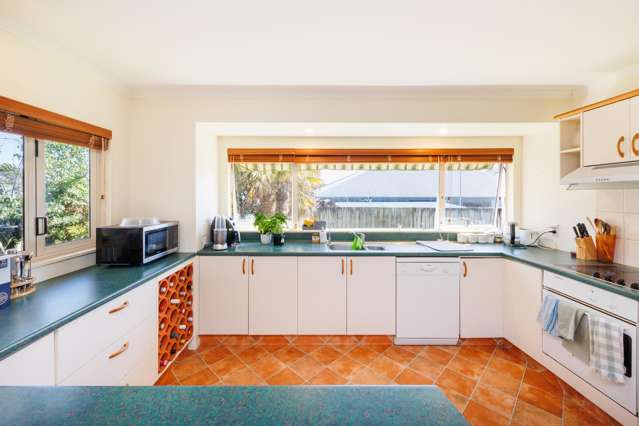 9 Woodgate Court Fitzherbert_4