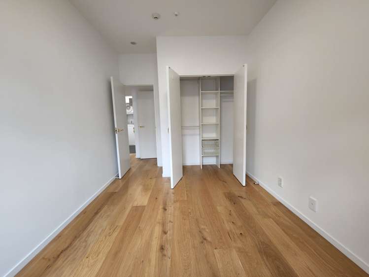 Gc/23 Upper Queen Street Auckland Central_15