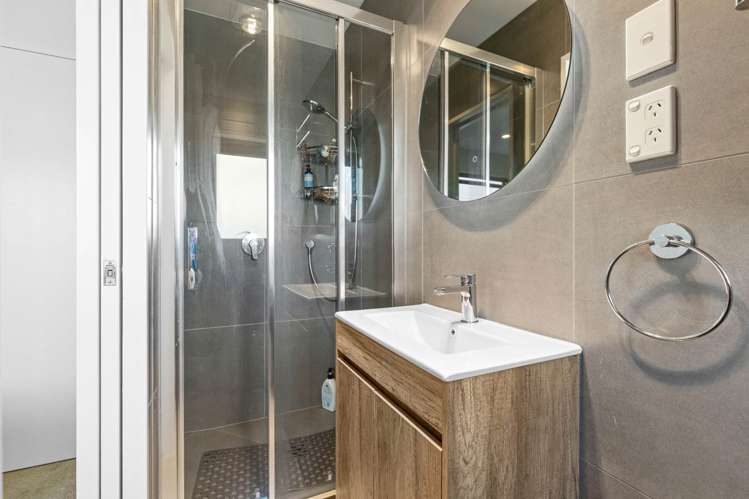 7/21 Hetherington Road Ranui_13