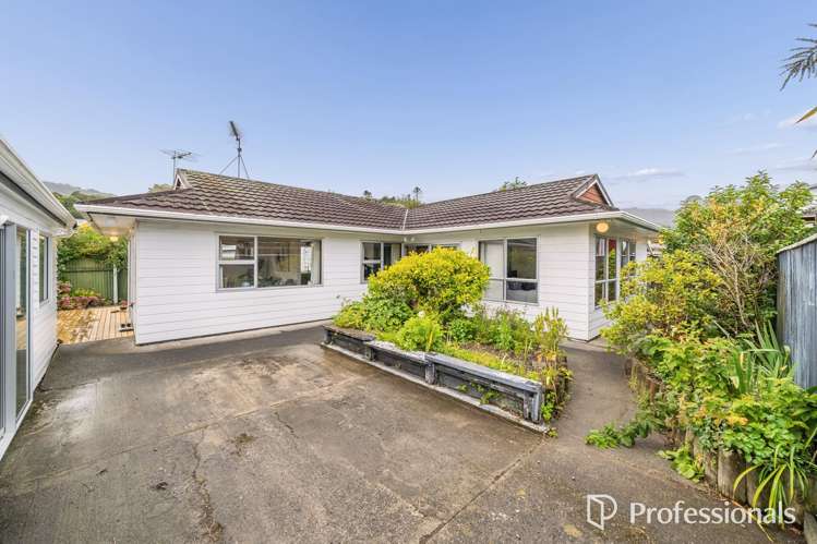 223B Stokes Valley Road Stokes Valley_16