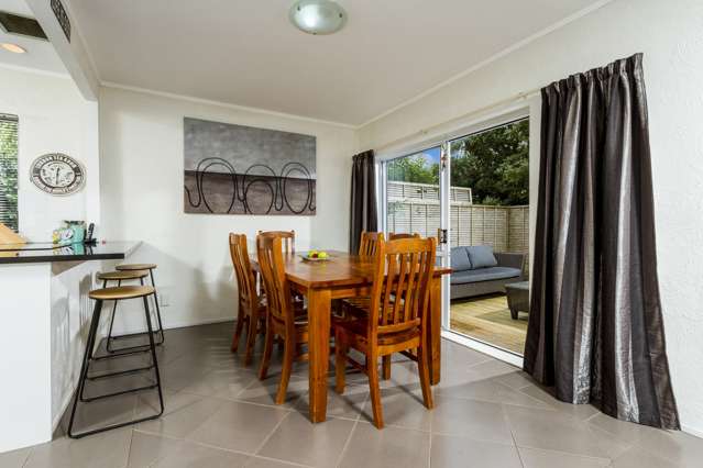 40 Stapleford Crescent Browns Bay_3