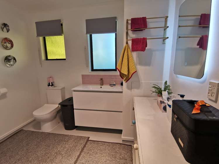 24 Cron Street Franz Josef Glacier_9