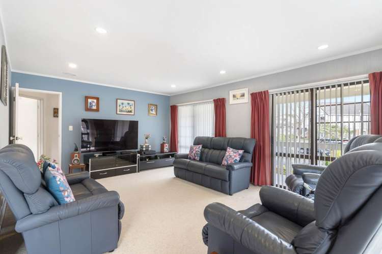 27 Centorian Drive Windsor Park_6