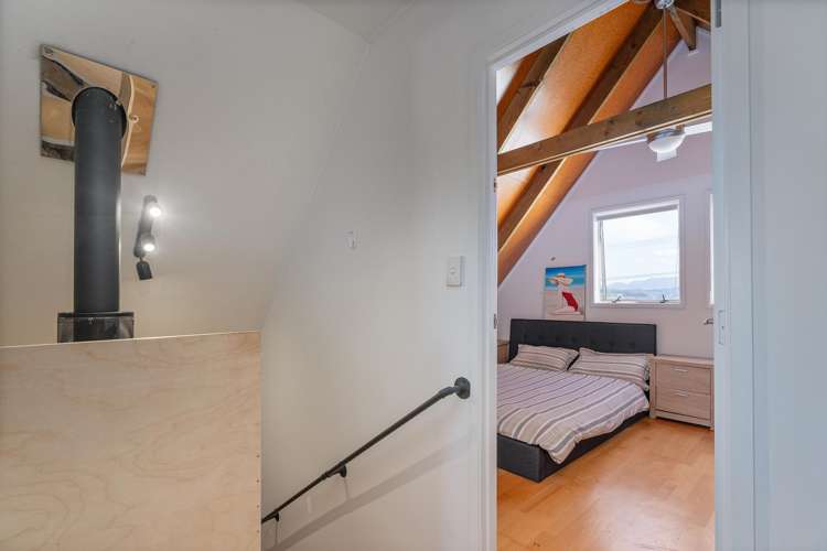 210 South Highway West Whitianga_15