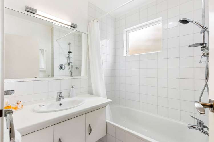 10/8 Hamilton Road Herne Bay_5