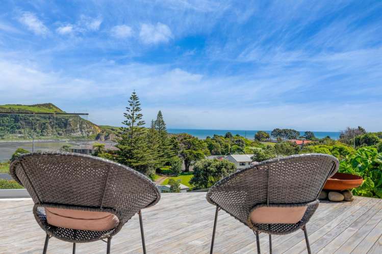 69 North Street Mokau_3