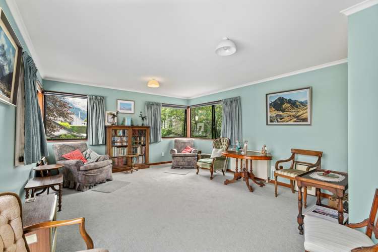 9 Hobart Street Queenstown_22