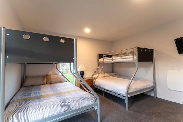 21 Greenfield Place Twizel_18