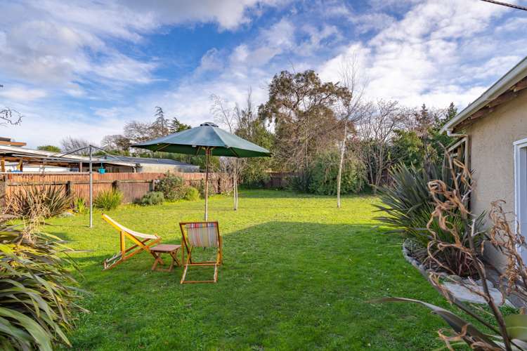 292 High Street South Carterton_14