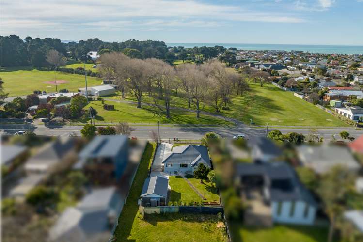 370 Keyes Road New Brighton_18