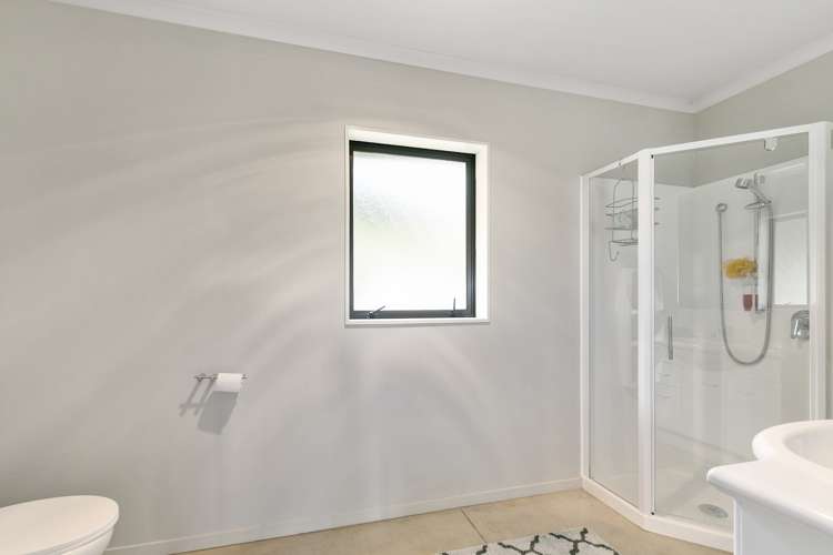 91b Kakariki Way Whitemans Valley_12