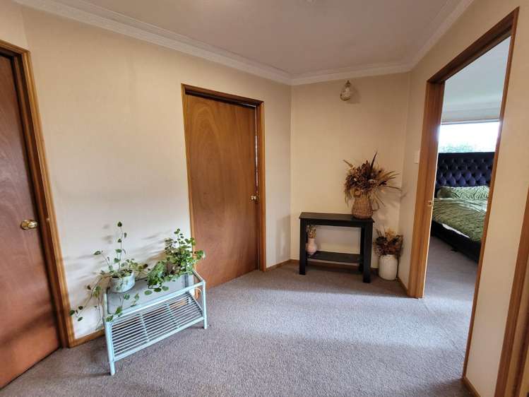 105 Edinburgh Crescent Waikiwi_6