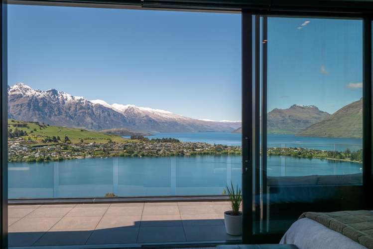 92 Hensman Road Queenstown_24