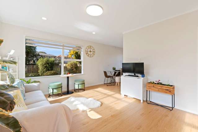 2/2 Keldale Place Forrest Hill_4