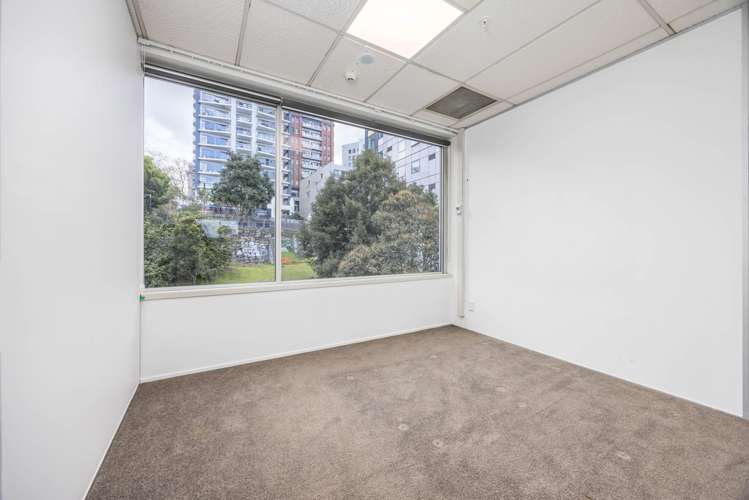 3A/121-123 Beach Road Auckland Central_13