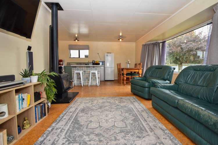 9 Lincoln Road Carterton_2