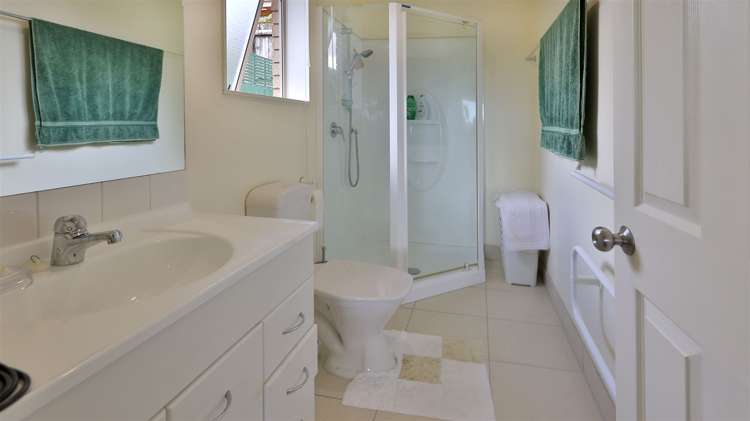 7 Natasha Lane Henderson_14