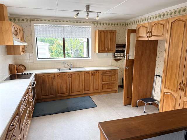 218 Sewell Street Hokitika_4