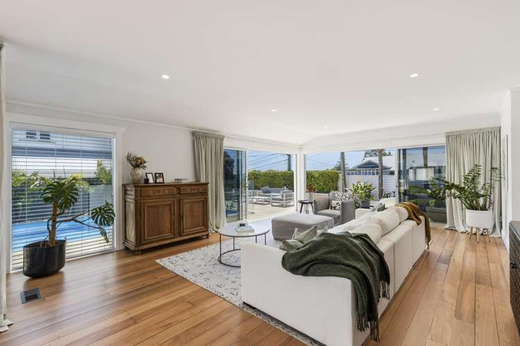 24 Nobs Line Strandon_18