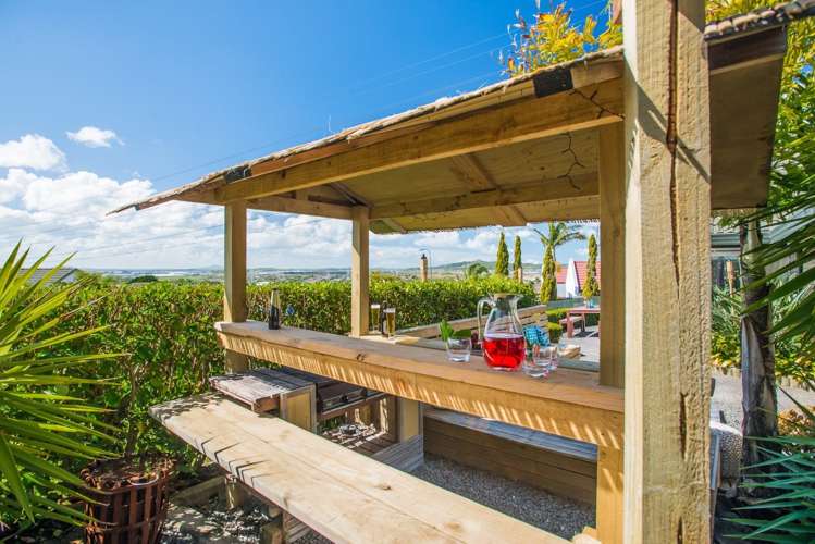 14 Libnai Avenue Clover Park_3