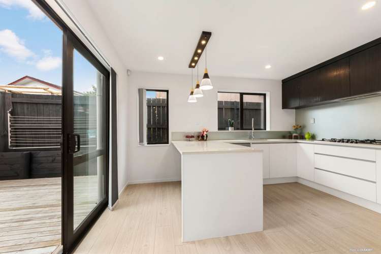 3b De Quincey Terrace Highland Park_7