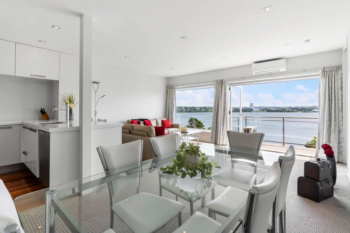 5/198 Hurstmere Road_3