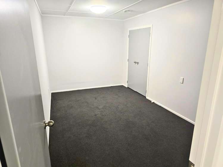 70 Clevedon Road Papakura_18