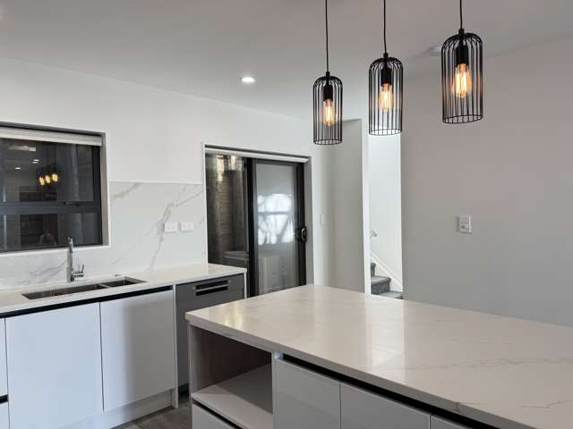 3/156 Coxhead Road Wattle Downs_4