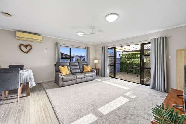 2/25 Abercrombie Street Howick_3