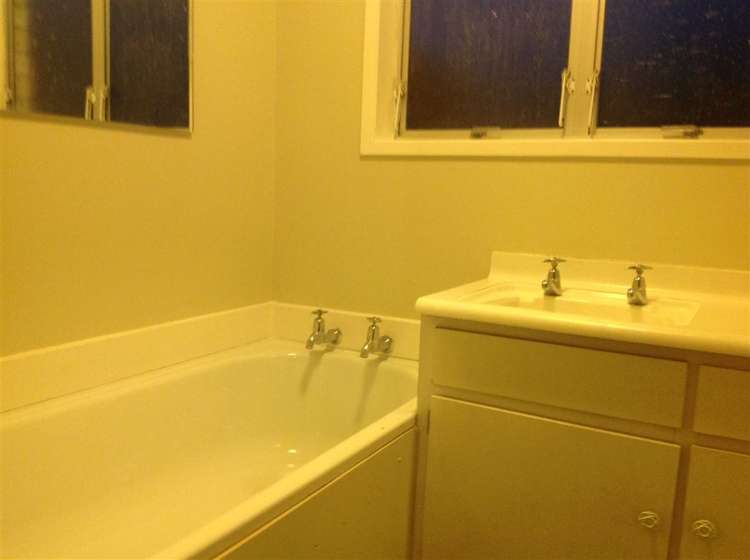 2/40 Blanes Road Manurewa_17