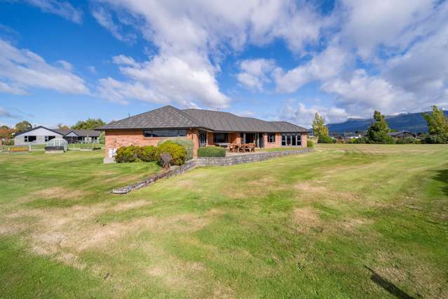 24 Oraka Street Te Anau_1