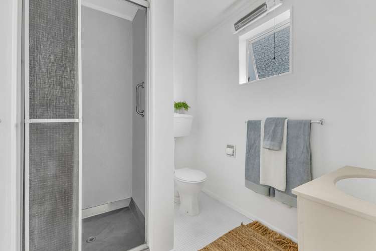 3B Hunter Place Merrilands_16