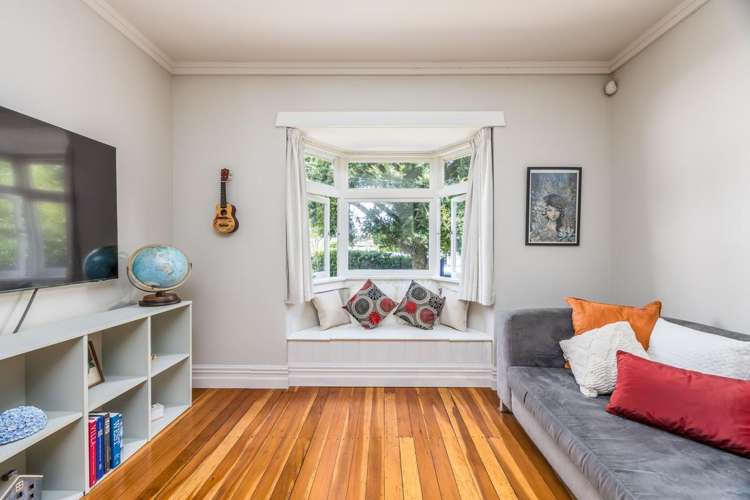 8 Craigbank Avenue New Lynn_18