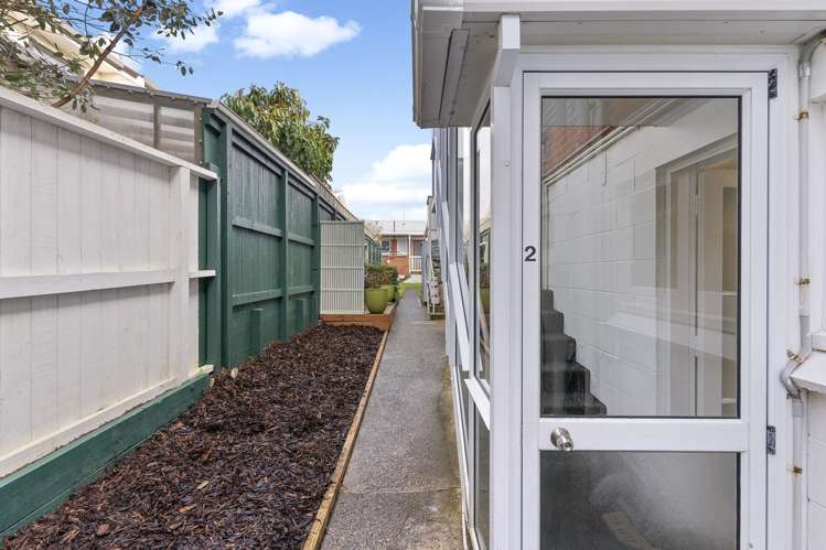 2/4 Cecil Road Milford_15