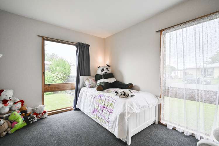 32 Lorne Crescent Flaxmere_15