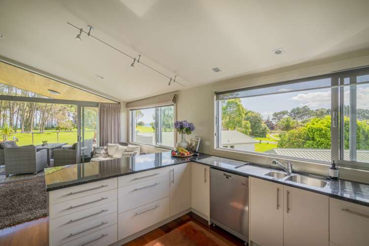 107 Mercury View Matarangi_6