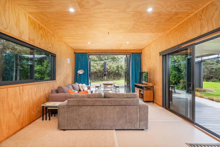 106A Horongaherehere Whangapoua_8