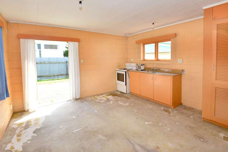 121 Centreway Road Orewa_17