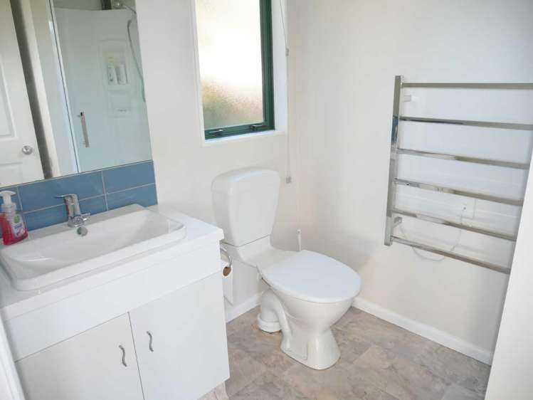 29 Roydon Drive Templeton_10