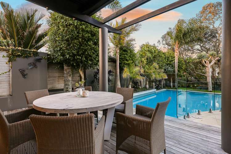 2 Clifton Road Hauraki_34