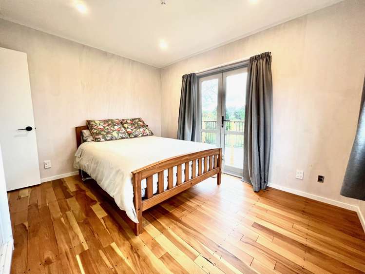 4 Upper Cross Street Raglan_15