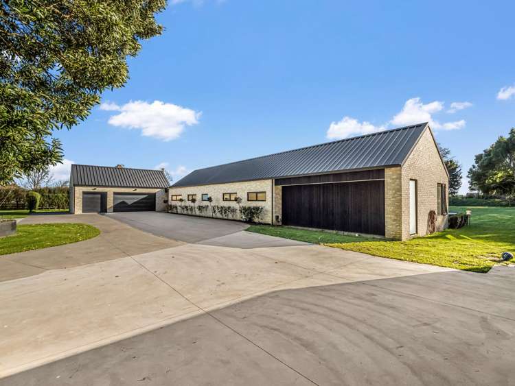 162 Livingstone Road Ngahinapouri_32