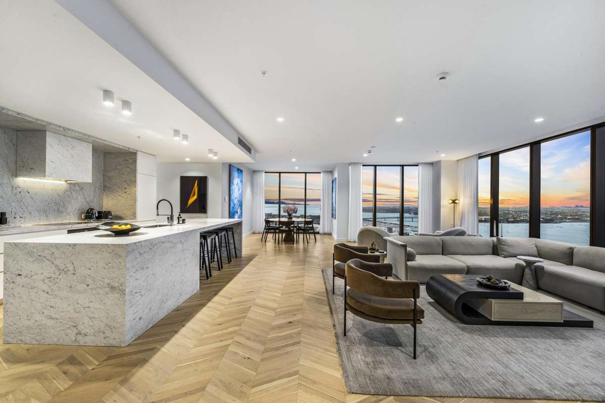3701/51 Albert Street_0