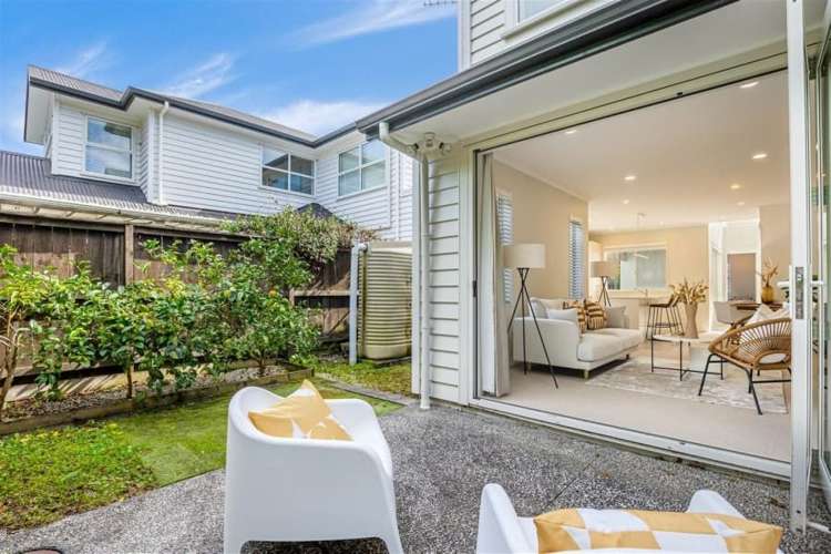 2 Isitt Road Hobsonville_14
