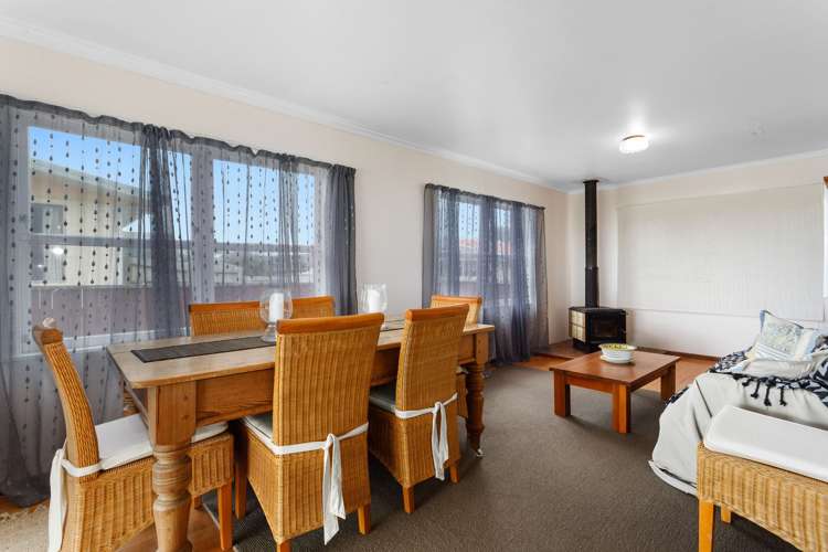 338 Ocean Road Ohope_12