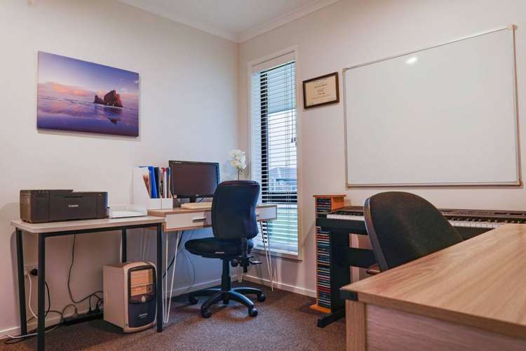 16 Nanchang Road Burleigh_29