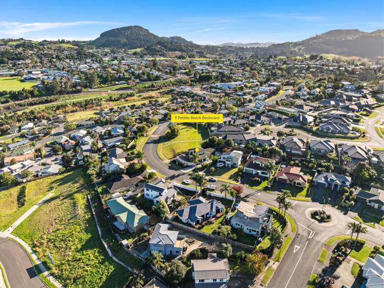 9 Pebble Beach Boulevard Te Kamo_24