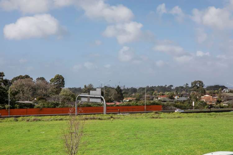 2 Tihema Lane Westgate_17