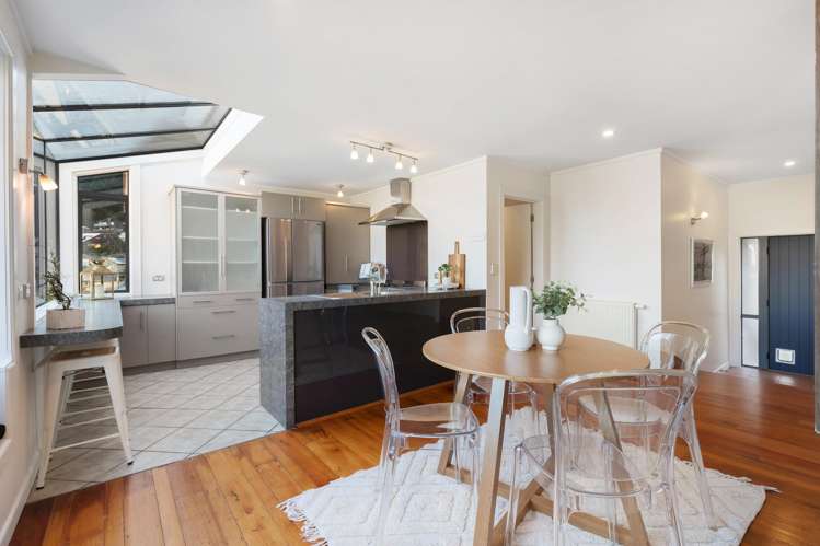 214 Fernhill Road Fernhill/Sunshine Bay_8